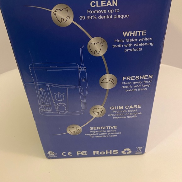 My smile, oral irrigator with UV sanitizer - Picture 2 of 4